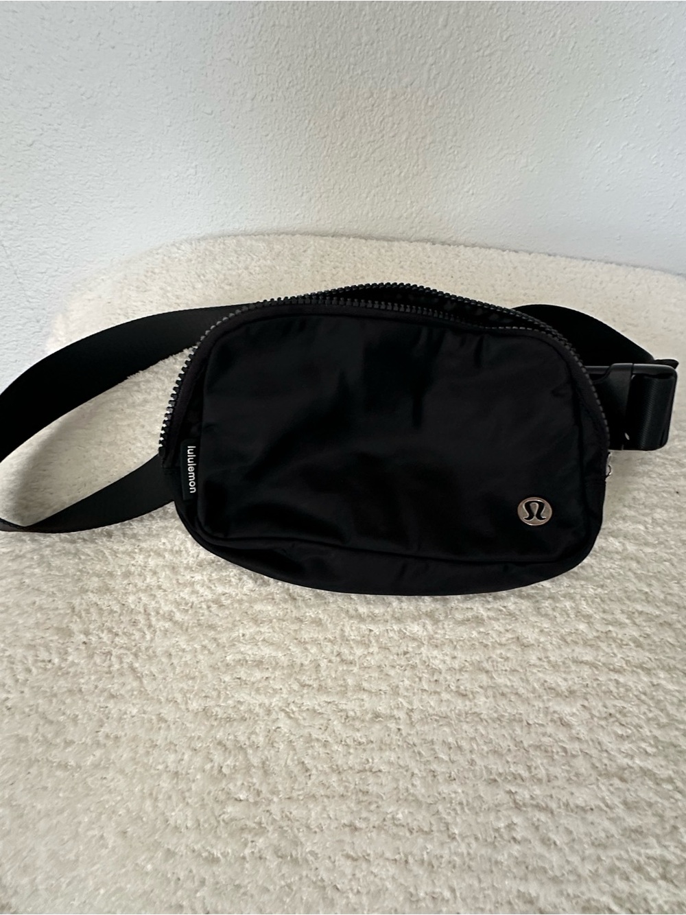 lululemon athletica Black Men’s Belt Bag